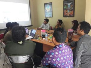 JPIK provinsi Jawa Timur meningkatkan kapasitas jurnalis hutan melalui website
