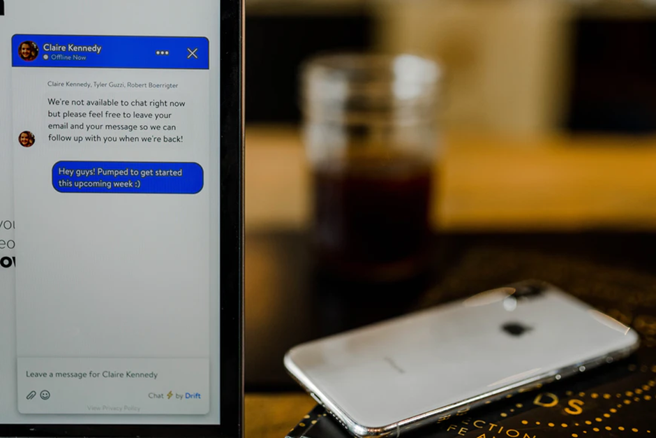 Mengenal Chatbot: Pengantar Teknologi dan Manfaatnya Mengenal Chatbot: Pengantar Teknologi dan Manfaatnya