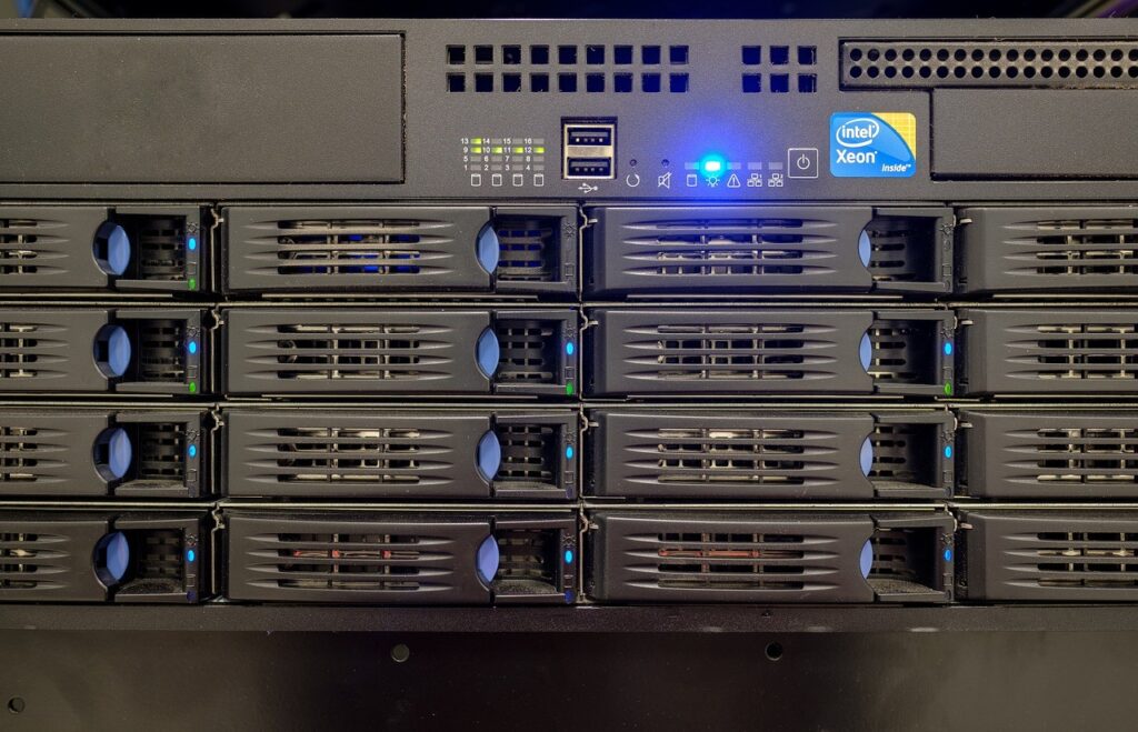 Menyediakan Keamanan dan Kinerja Optimal dengan Layanan Server Dedicat