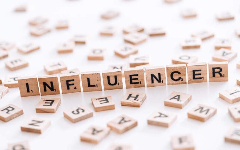 Memanfaatkan Pemasaran Influencer untuk Meningkatkan Bisnis Online Memanfaatkan Pemasaran Influencer untuk Meningkatkan Bisnis Online